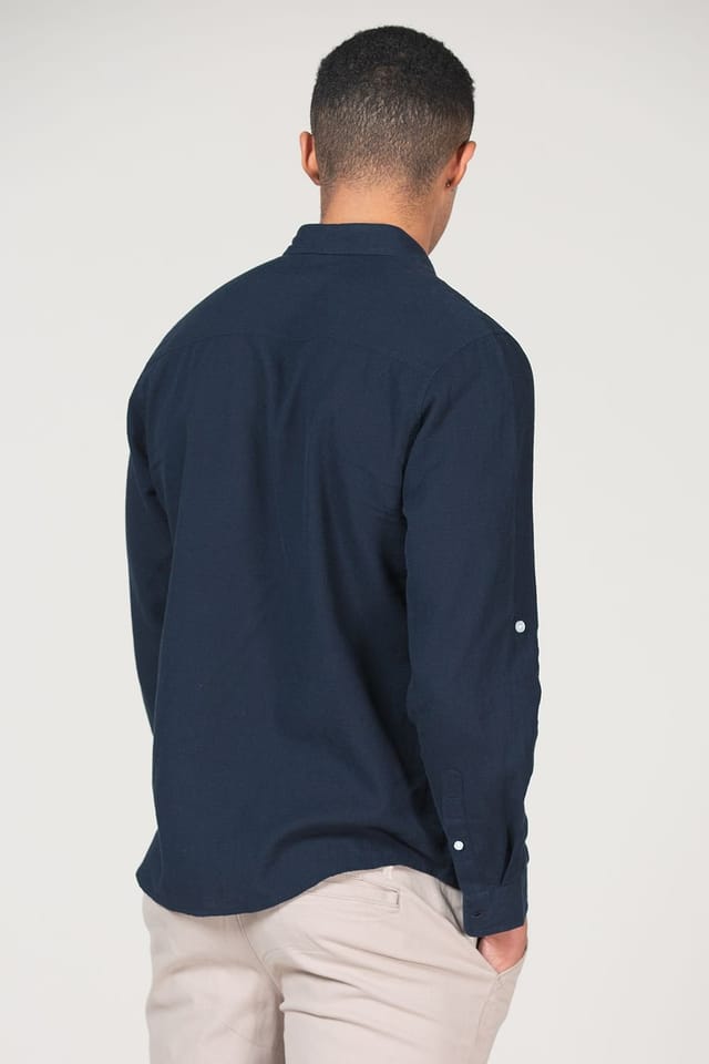 Tokyo Laundry Tokyo Laundry Men's Linen Blend Long Sleeve Button-Up Shirt in Navy - 2