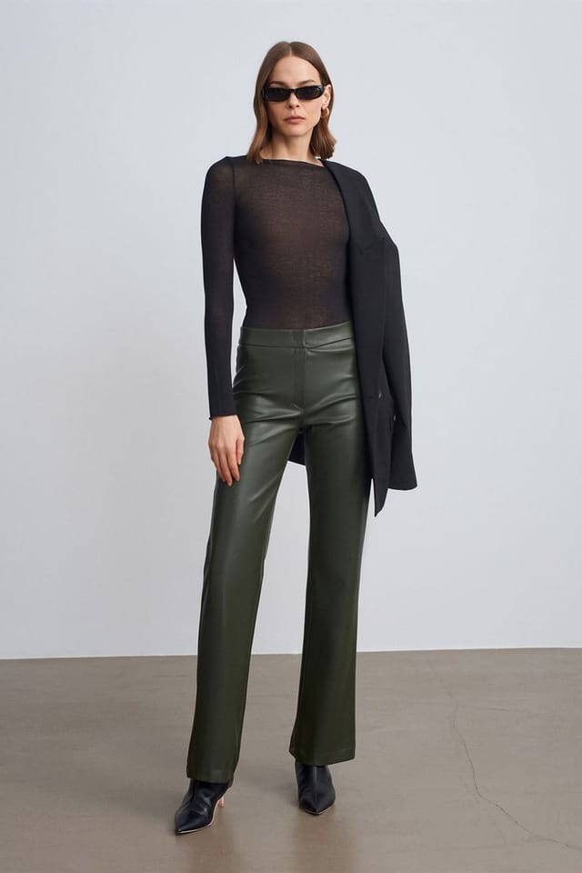 Dilvin Dilvin Women's Faux Leather Flare Pants in Olive - 2