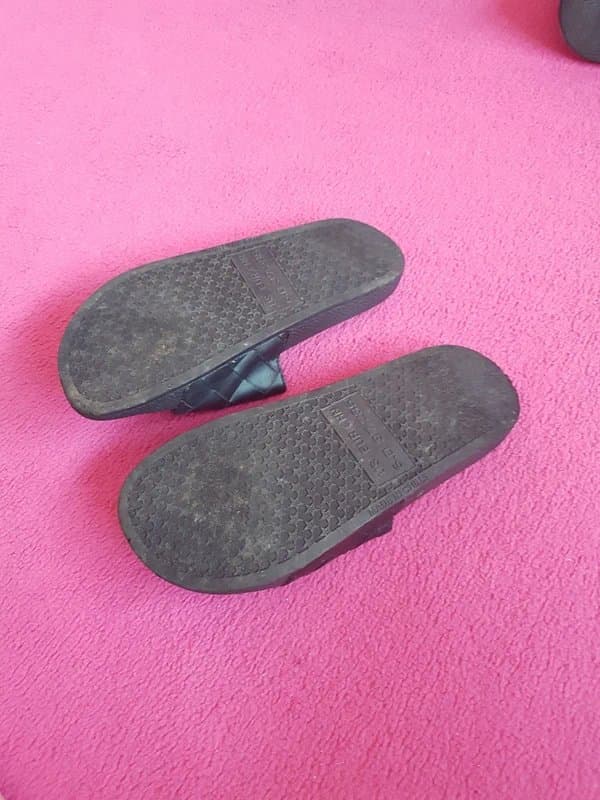 New Look Black faux leather sliders