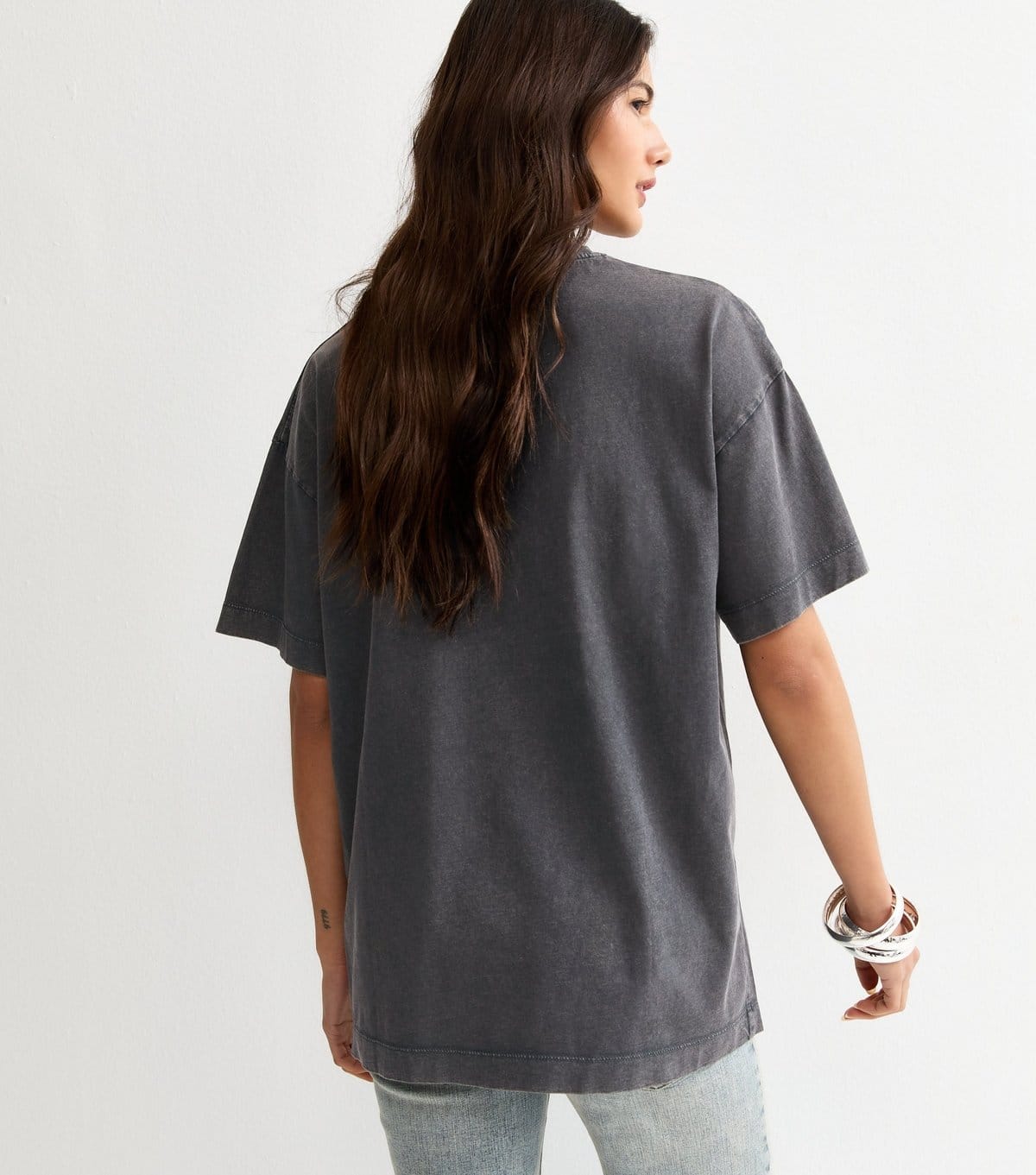 New Look Women's Dark Grey Distressed Effect Ramones Print Oversized T-Shirt New Look - 4