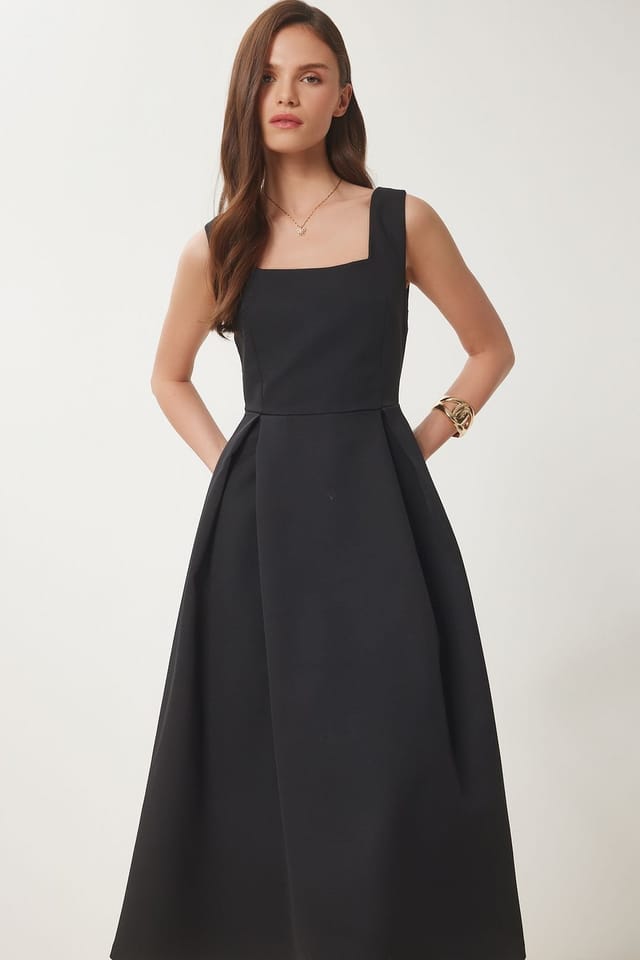 Happiness Istanbul Happiness Istanbul Women's Square Collar A-Form Midi Dress with Zipper Closure in Black - 3