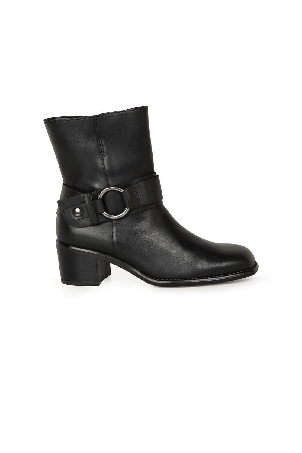 Gabor Gabor Women's 'Easel' Low Heeled Ankle Boots in Black