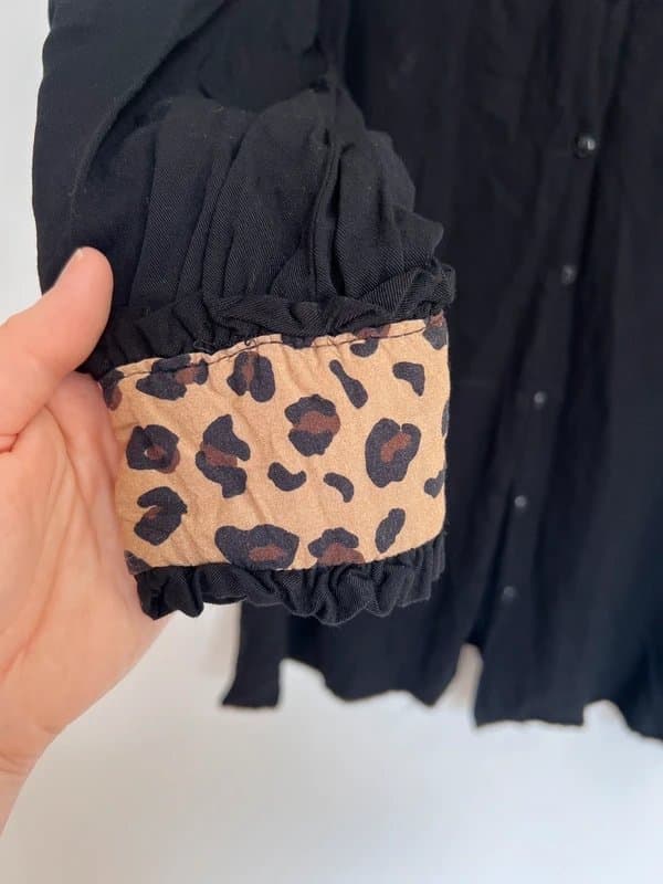 Never Fully Dressed Black Leopard print Collar M