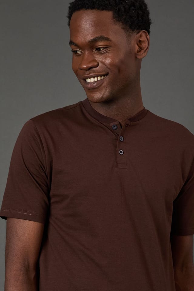 Burton Burton Men's Chocolate Grandad Neck T-Shirt - 2