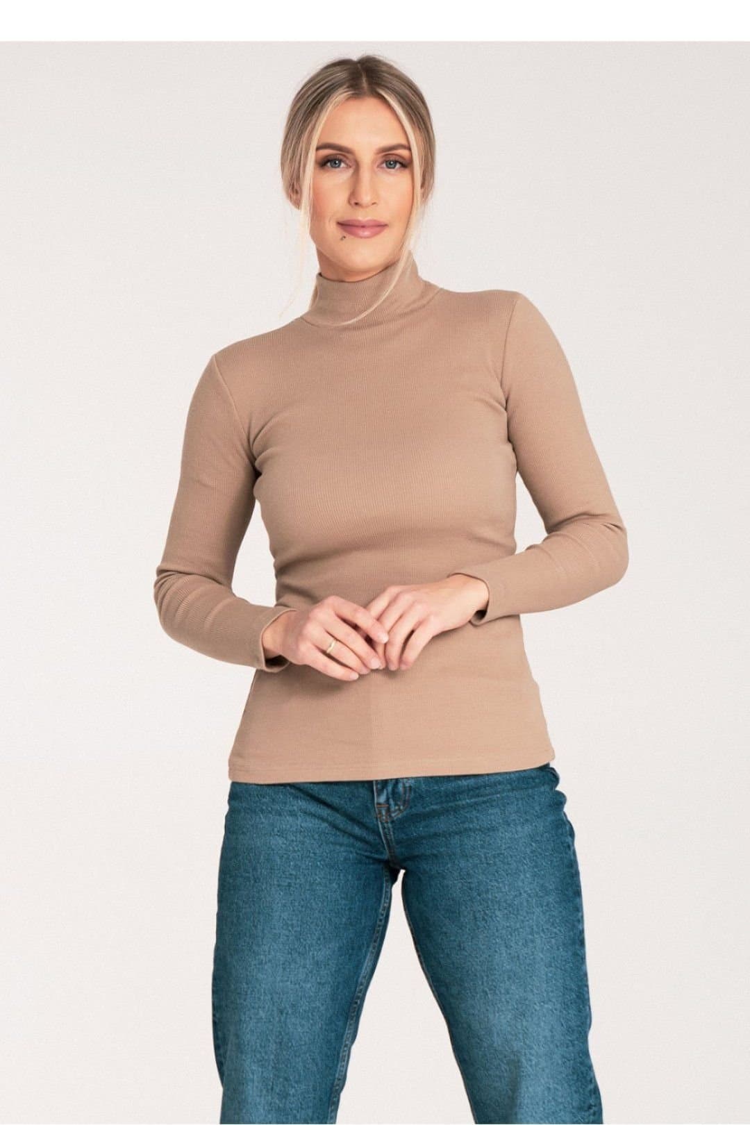 Love Lace Love Lace Women's Beige Cotton Turtleneck Long Sleeve Ribbed Top