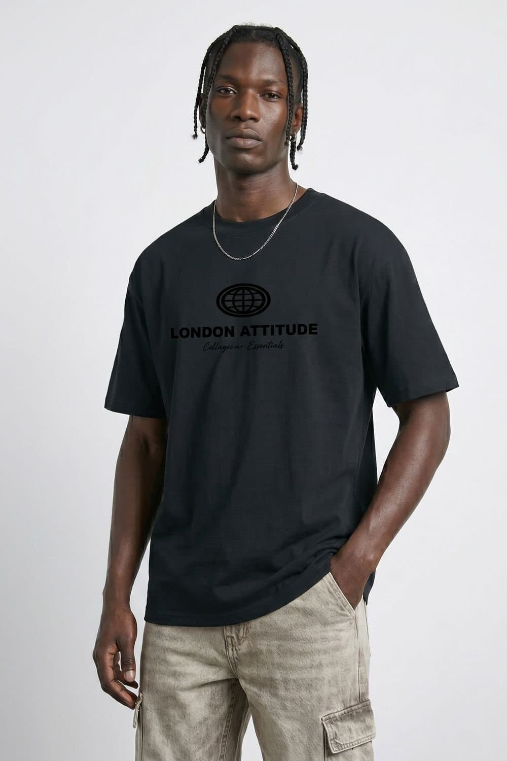 LONDON ATTITUDE LONDON ATTITUDE Men's Essential Globe Logo Premium Cotton T-Shirt in Black