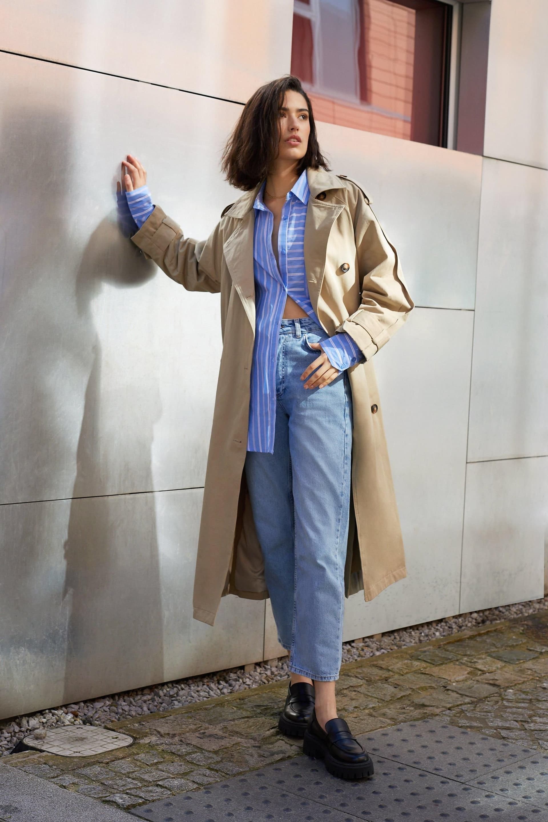 Warehouse Warehouse Women's 94s Denim Authentic Straight Leg Jeans in Pale Wash