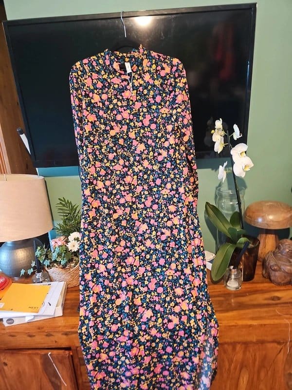ASOS Asos only size xl 20 22 floral turtle high neck Midi bodycon pencil wiggle dress - 1