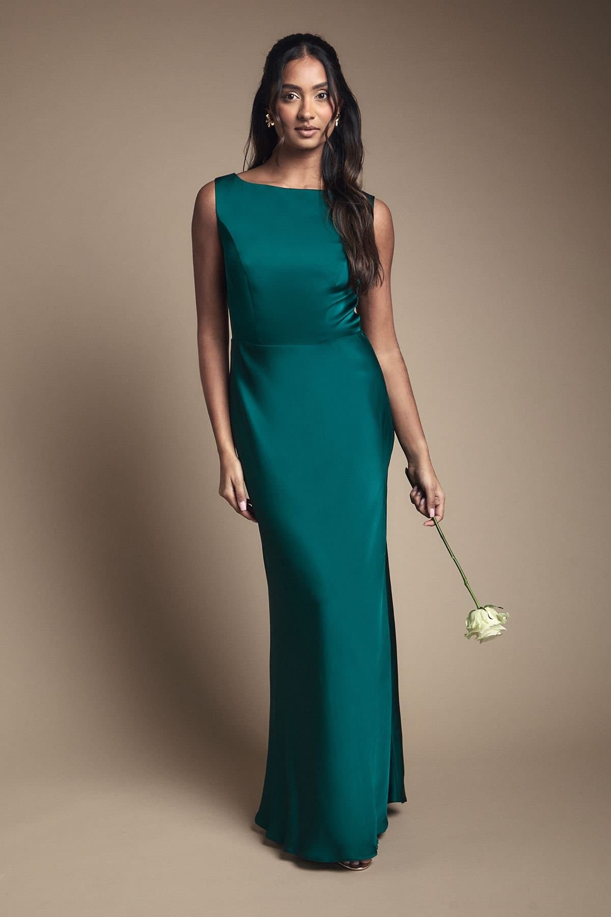 Coast Coast Women's Sleeveless Satin Bridesmaid Dress in Emerald