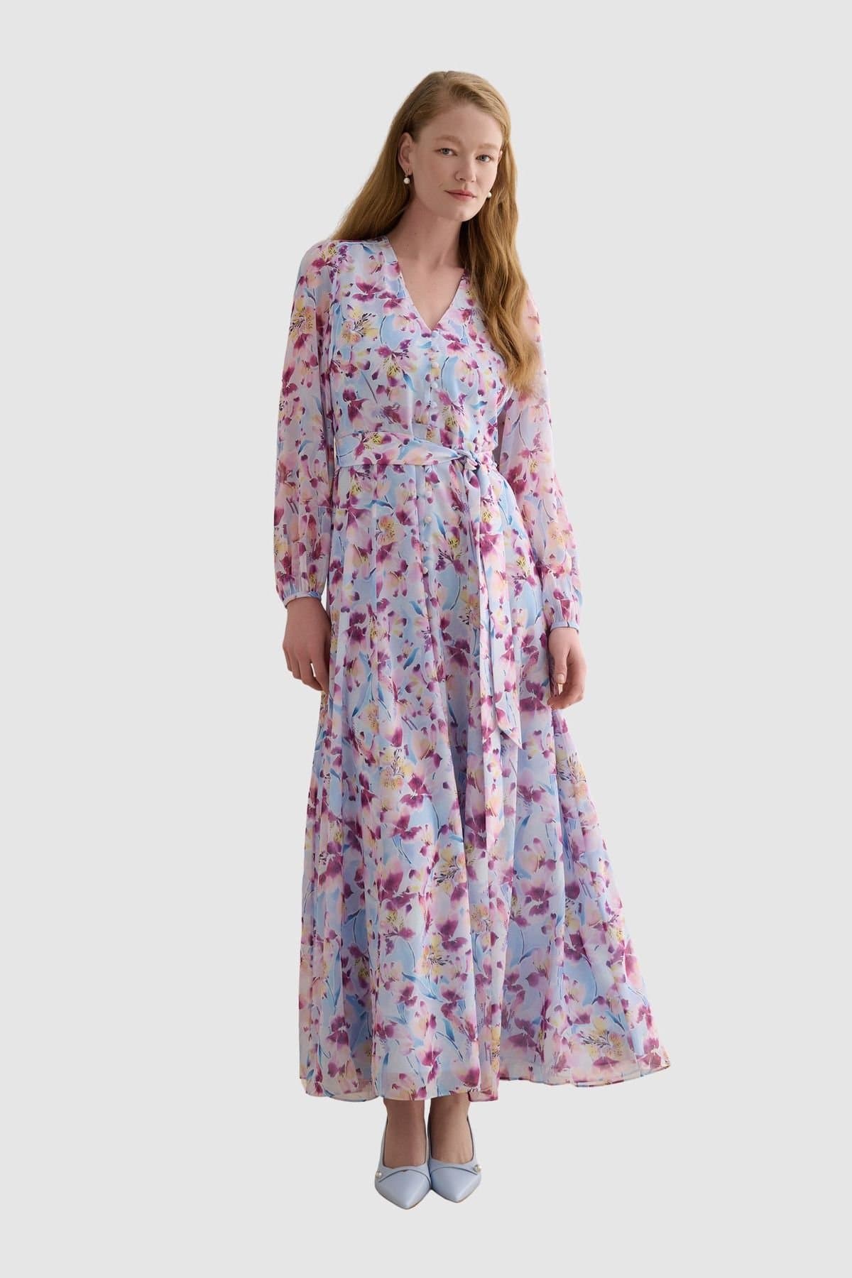 Hobbs London Hobbs London Women's Thea V-Neck Long Sleeve Maxi Dress in Baby Blue