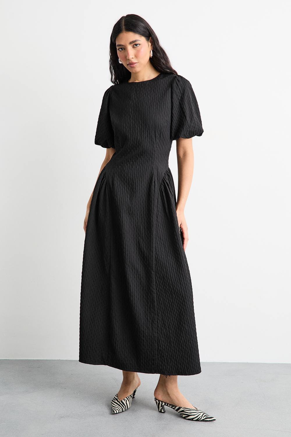 Warehouse Warehouse Women's Textured Godet Side Puff Sleeve Midi Dress in Black - 2