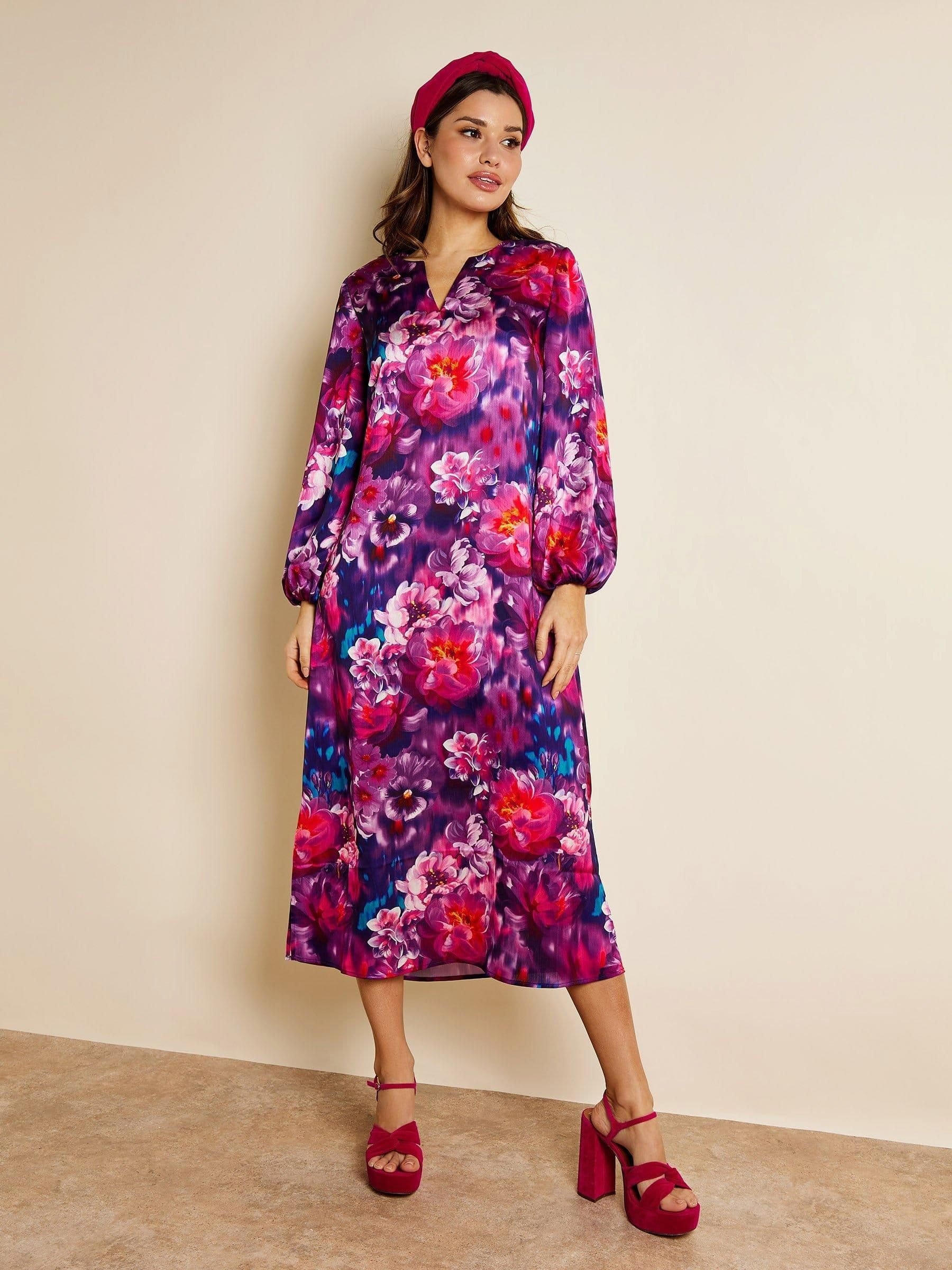 GWD by GEORGE W. DAVIES GWD by GEORGE W. DAVIES Women's GWD Mila Floral Print Midi length Satin Kaftan in Magenta - 4