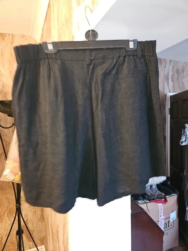 ASOS Design Ladies black shorts