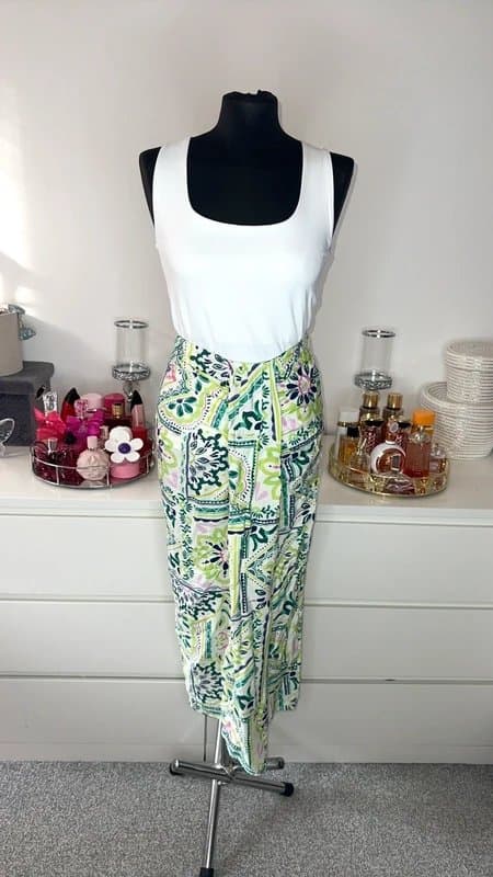 New Look Green tile print sarong midi skirt