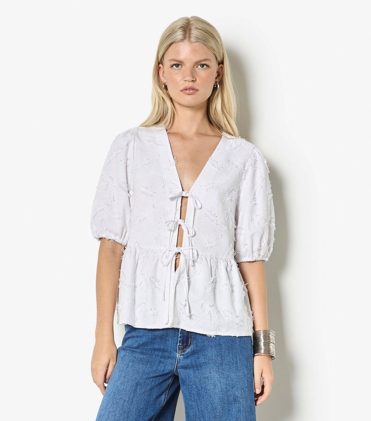 Apricot Women's White Textured Tie Front Peplum Top Apricot New Look - 4