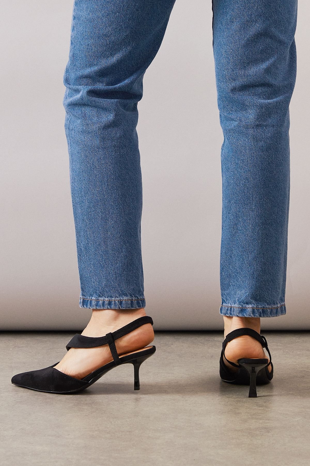 Wallis Wallis Women's Wide Fit Evelyn Asymmetric Slingback Kitten Heel Court Shoes in Natural Black - 3