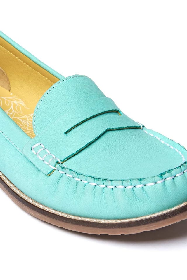 Moshulu Moshulu Women's 'Petrel Nubuck' Classic Nubuck Penny Loafers in Bright Blue - 3