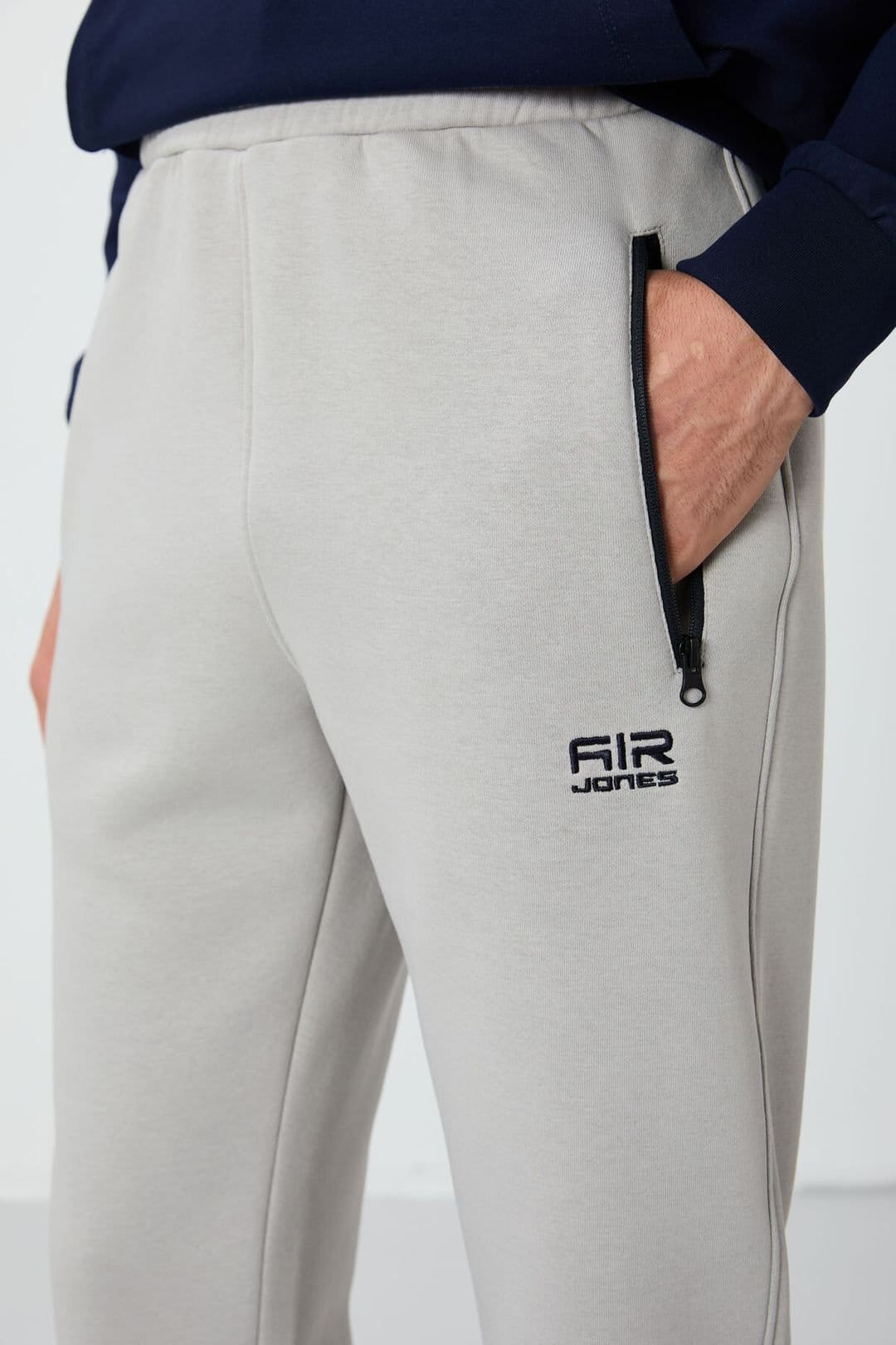 Tommy Life Tommy Life Men's Regular Fit Fleece Sweatpants in Pale Grey - 4