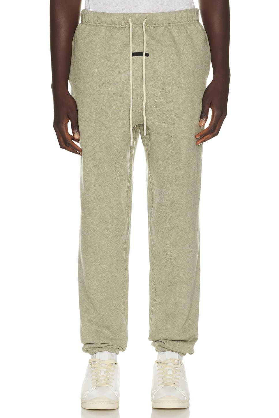revolve Classic Fleece Sweatpant