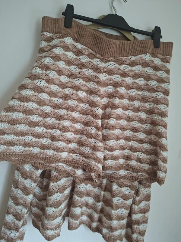 In The Style In The Style UK 18 Curve Open Knit Crochet Co-Ord Set |Wavy Stripe | Long Sleeve Top + Shorts