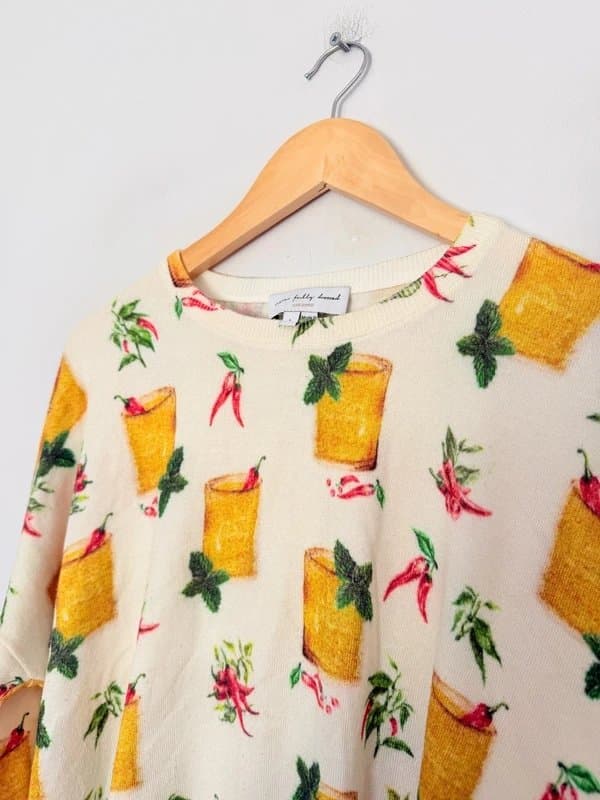 Never Fully Dressed Never Fully Dressed Jumper Size Large Beige Yellow Chilli Print Bright Novelty