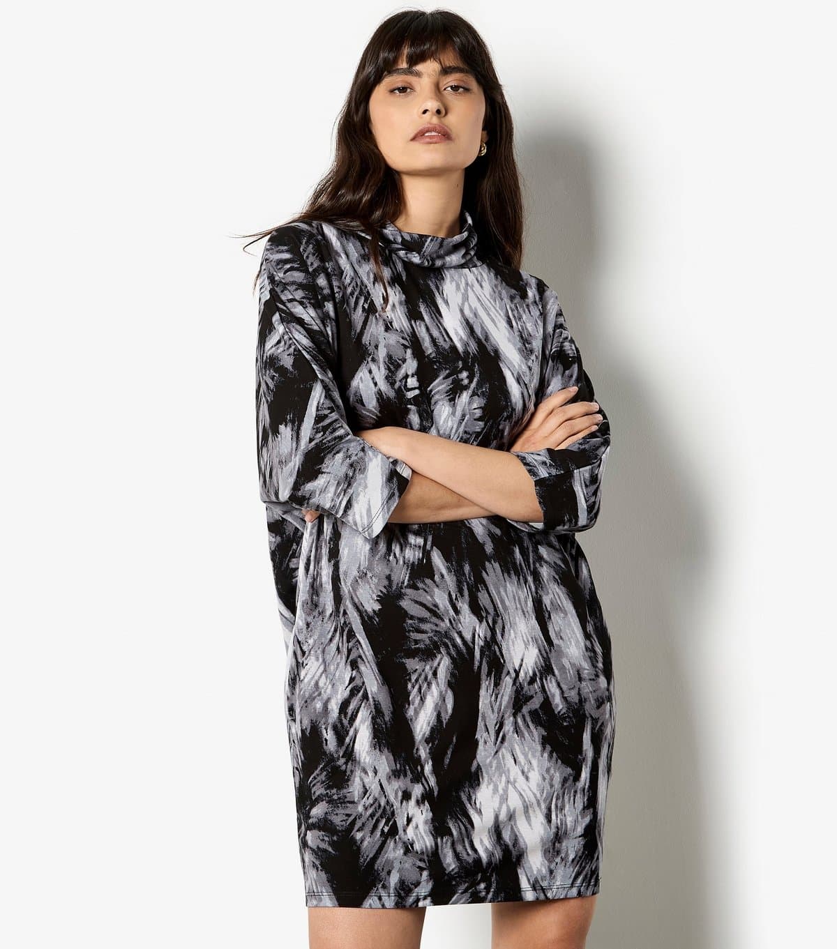 Apricot Women's Grey Brushed Feather Print Mini Dress Apricot New Look