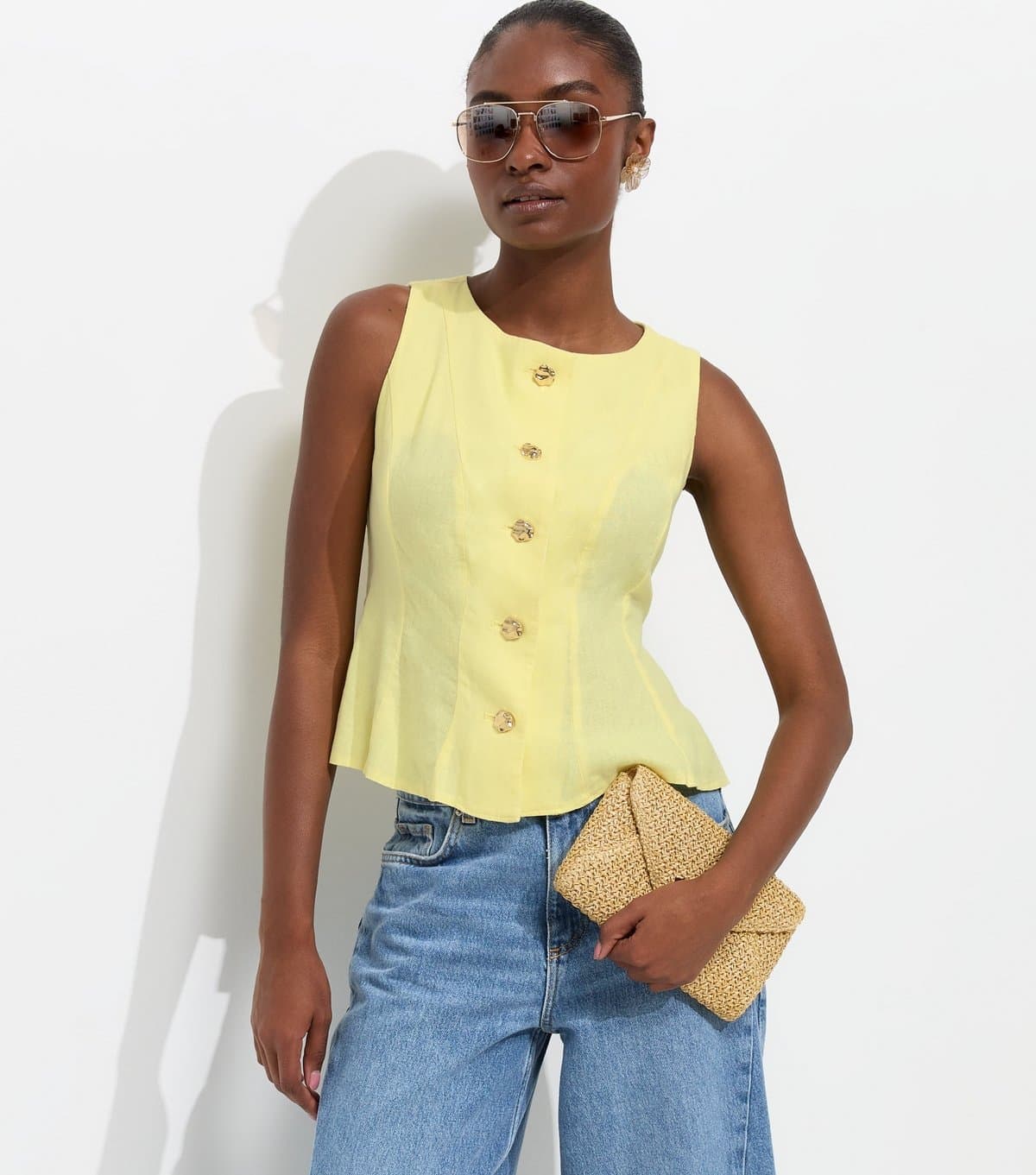 New Look Women's Light Yellow Linen Rich Gold Tone Button Waistcoat New Look