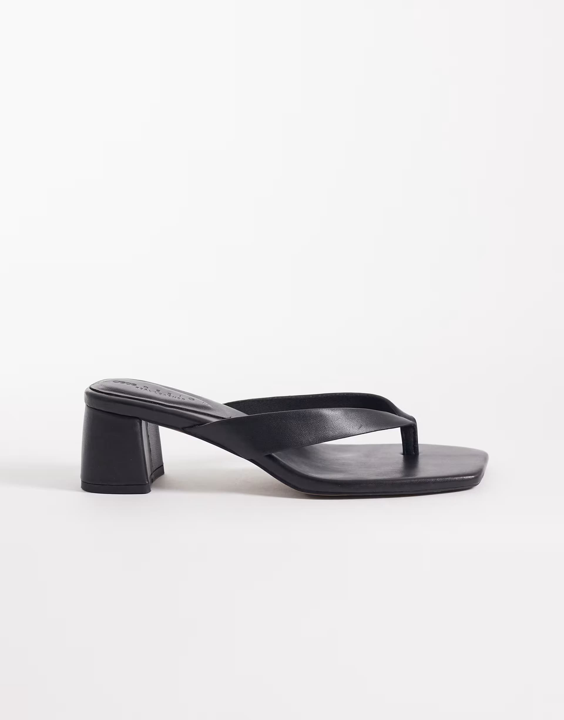 ASOS ASOS DESIGN Hideout leather block heeled toe thong sandals in black