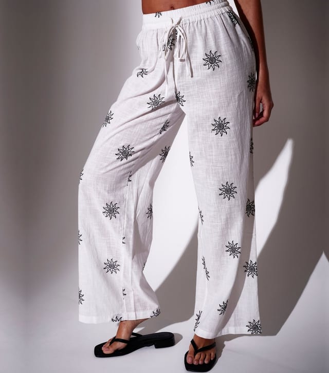 South Beach Women's White Embroidered Sun Wide Leg Trousers South Beach New Look - 3