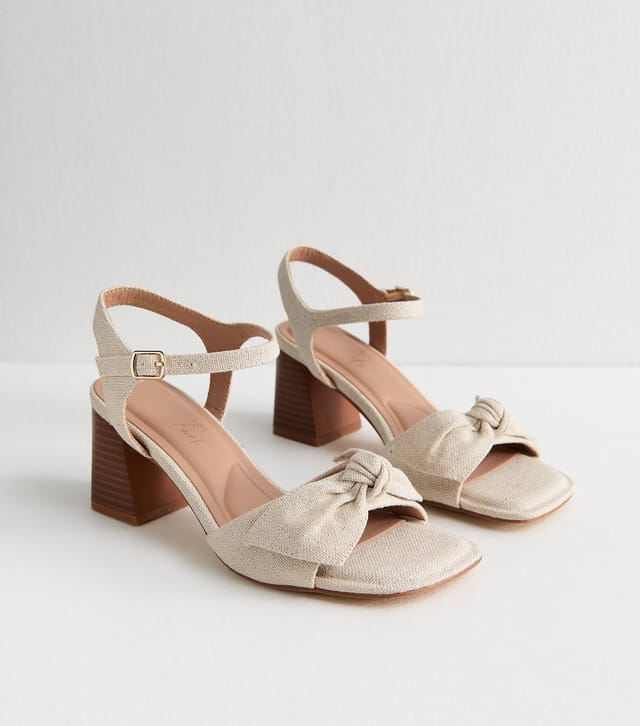 New Look Women's Wide Fit Off White Woven Bow Block Heel Sandals Vegan New Look - 2