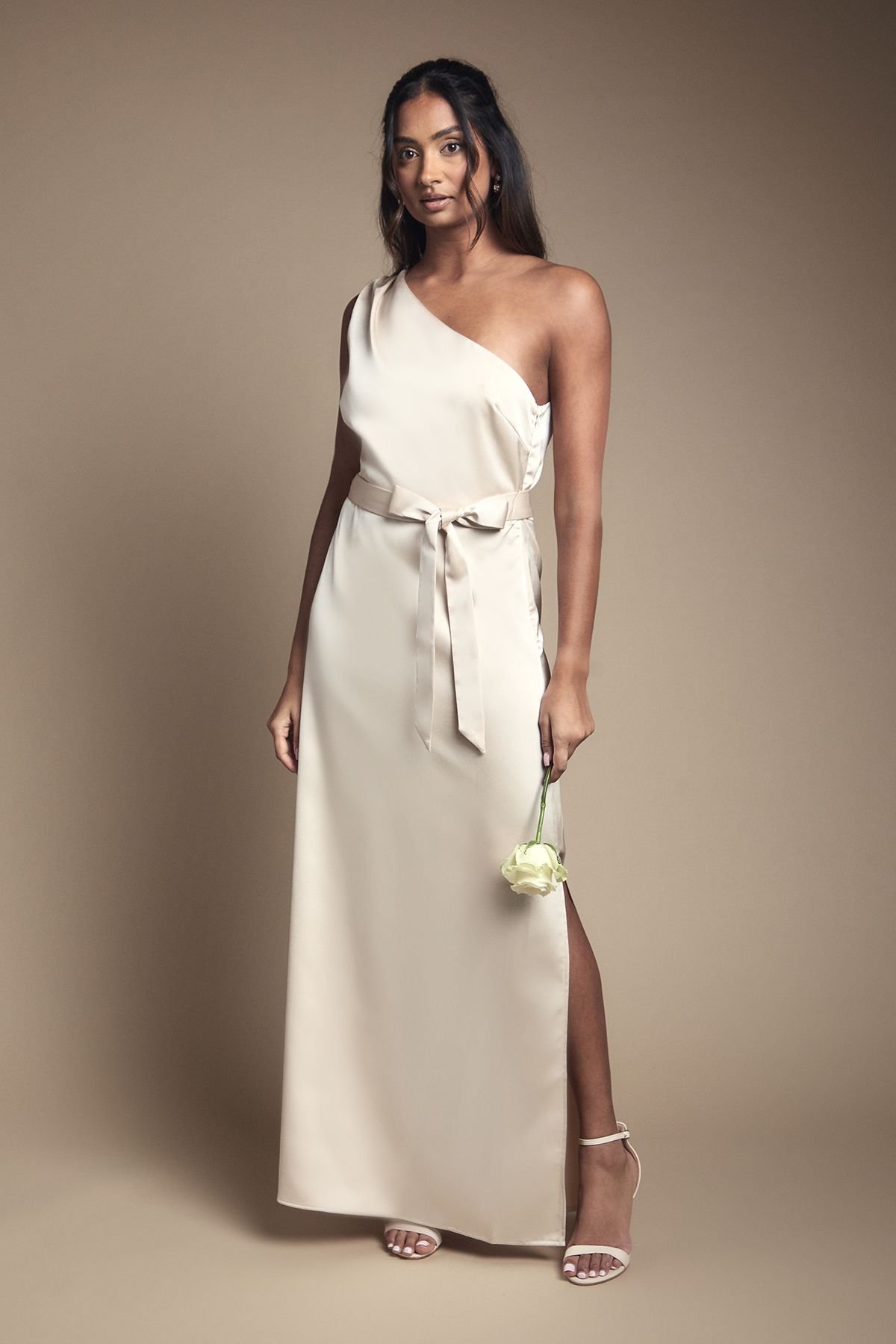 Oasis Oasis Women's One Shoulder Satin Maxi Bridesmaid Dress in Champagne - 2
