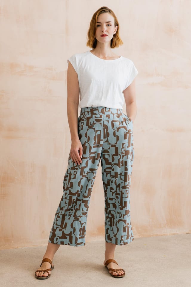 Lily & Me Lily & Me Women's Greta Print Cropped Trousers in Brown - 2