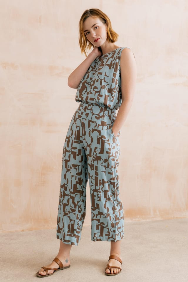 Lily & Me Lily & Me Women's Greta Print Cropped Trousers in Brown - 3