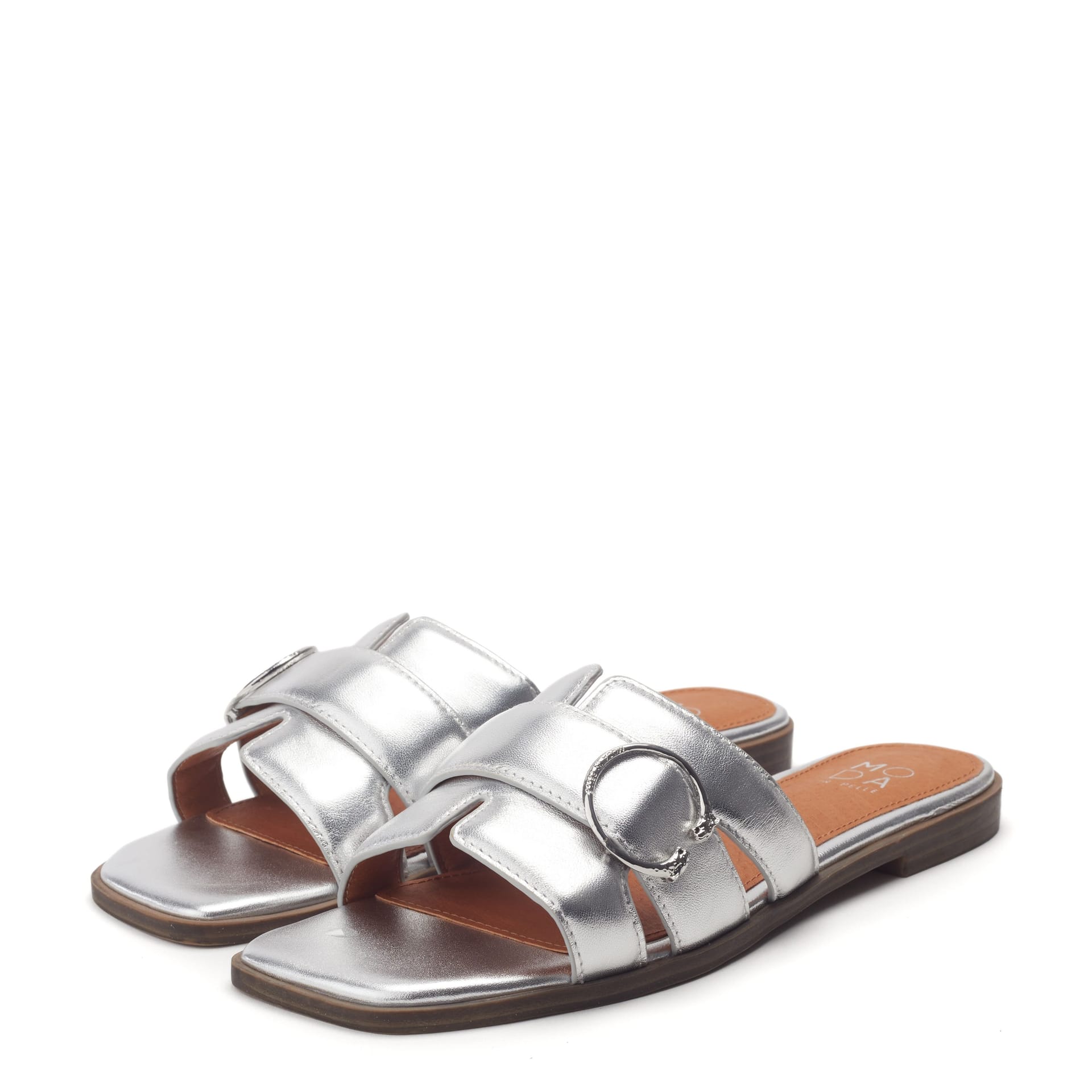 Moda In Pelle Moda In Pelle Women's 'Liatris' Leather Sandals in Silver - 4