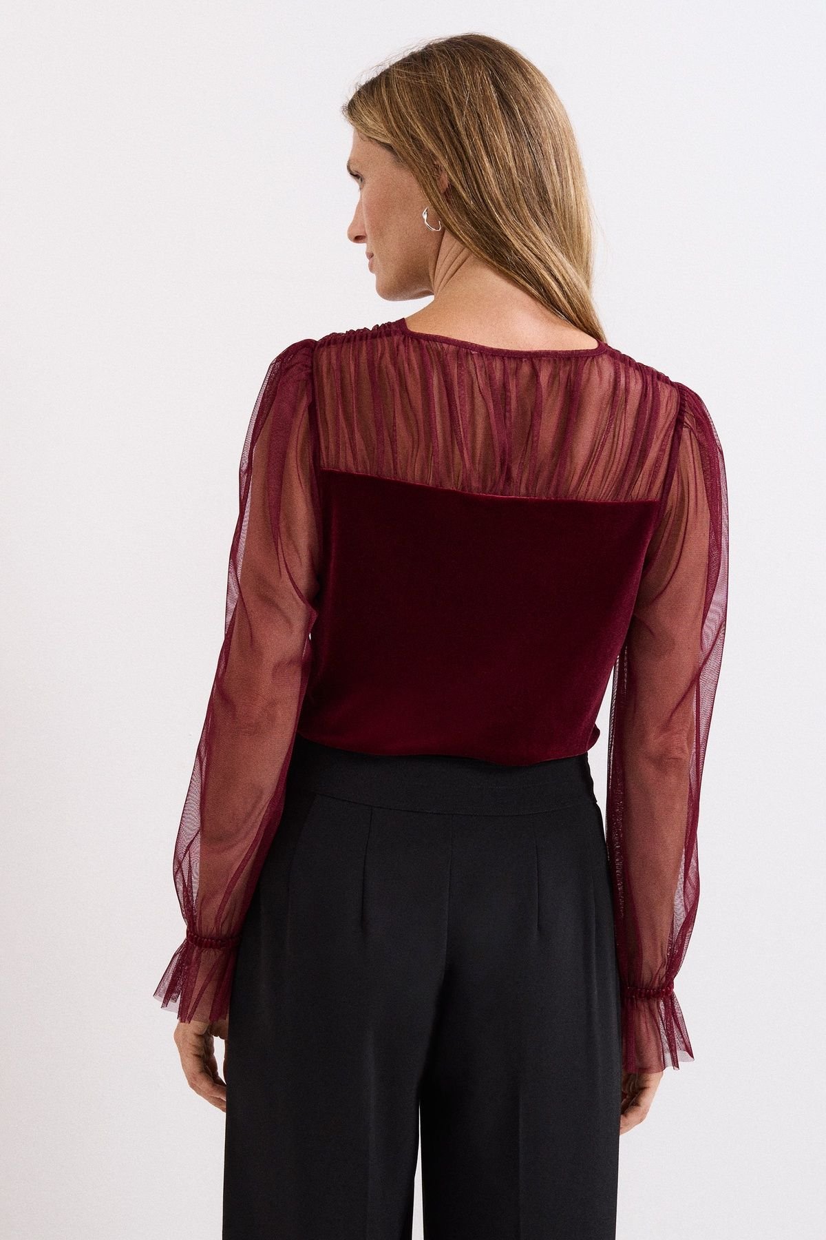 Phase Eight Phase Eight Women's Cindy Velvet Blouse in Wine - 4
