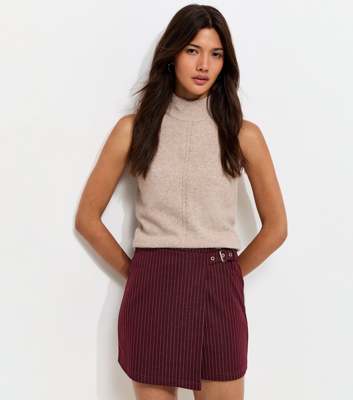New Look Women's Red Woven Pinstripe Buckle Detail Skort New Look