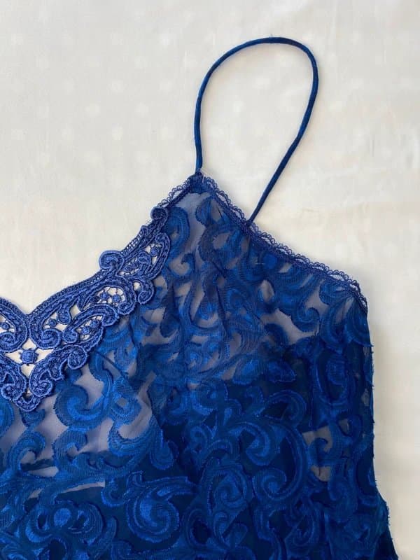Lucie Ann II Vintage Lucie Ann II Navy Blue Lace Cami / Slip Top – Size L