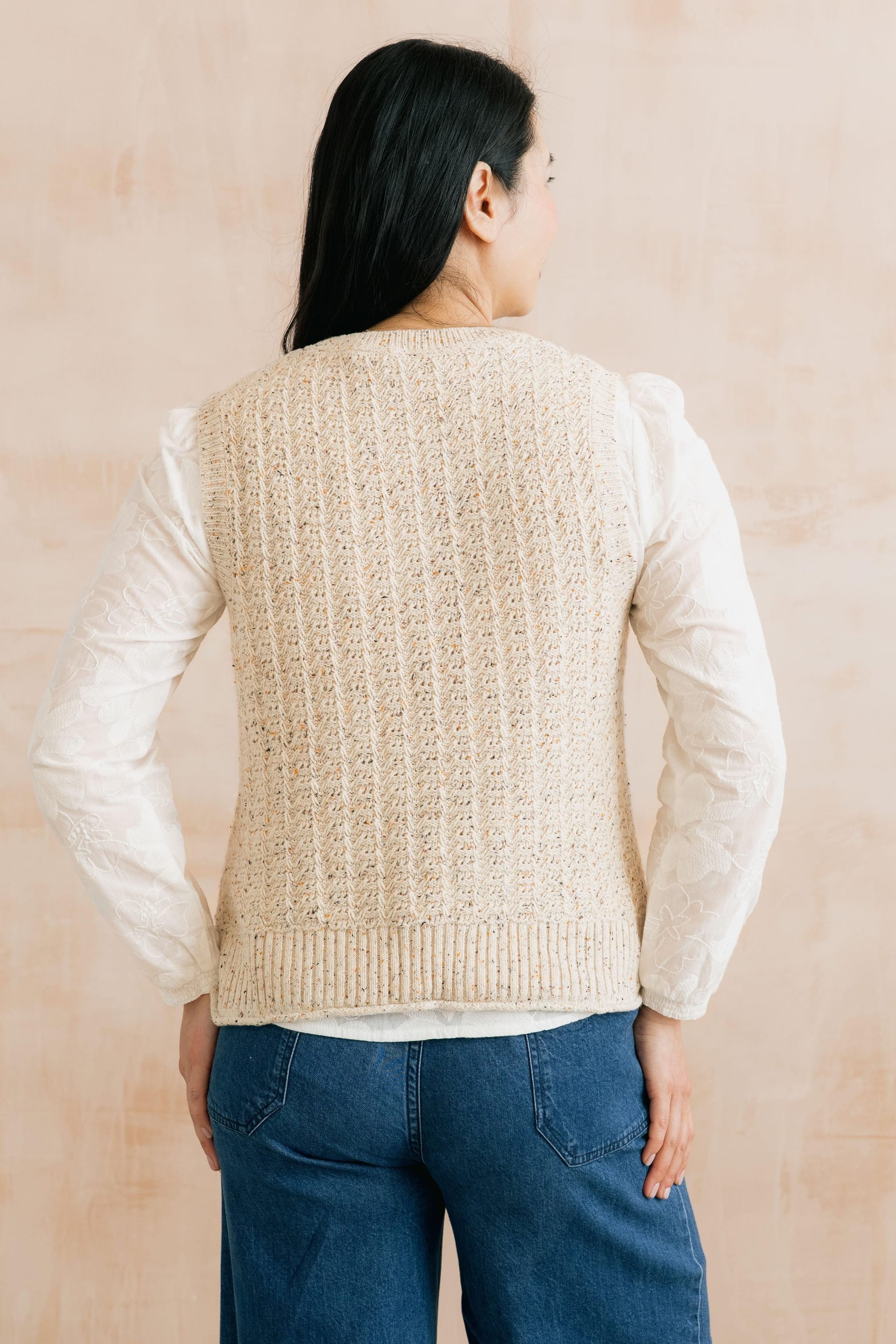 Lily & Me Lily & Me Women's Eva Crew Neck Cotton Rich Knitted Tank Top in Ecru - 4