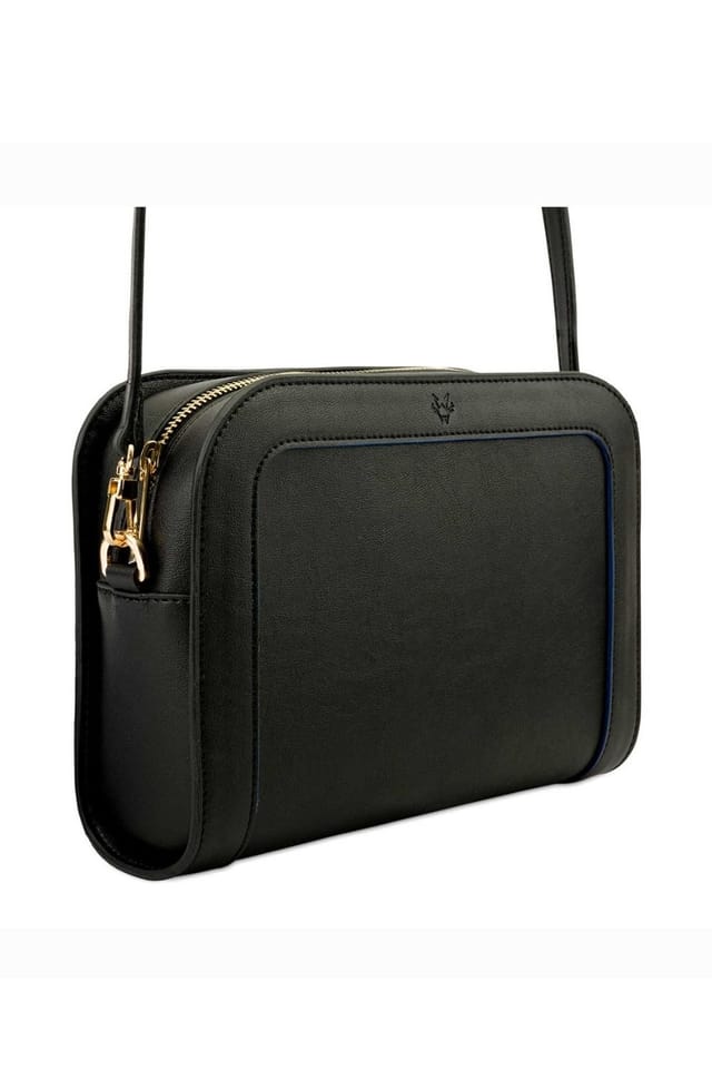 Watson & Wolfe Watson & Wolfe Women's 'Wilton' Crossbody Bag in Black - 2