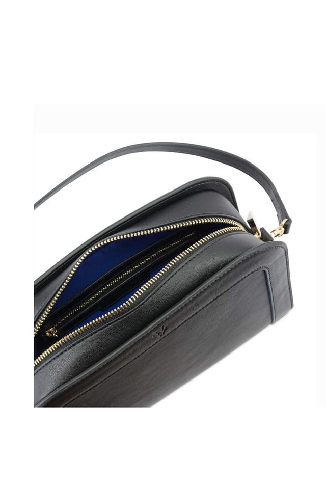 Watson & Wolfe Watson & Wolfe Women's 'Wilton' Crossbody Bag in Black - 3