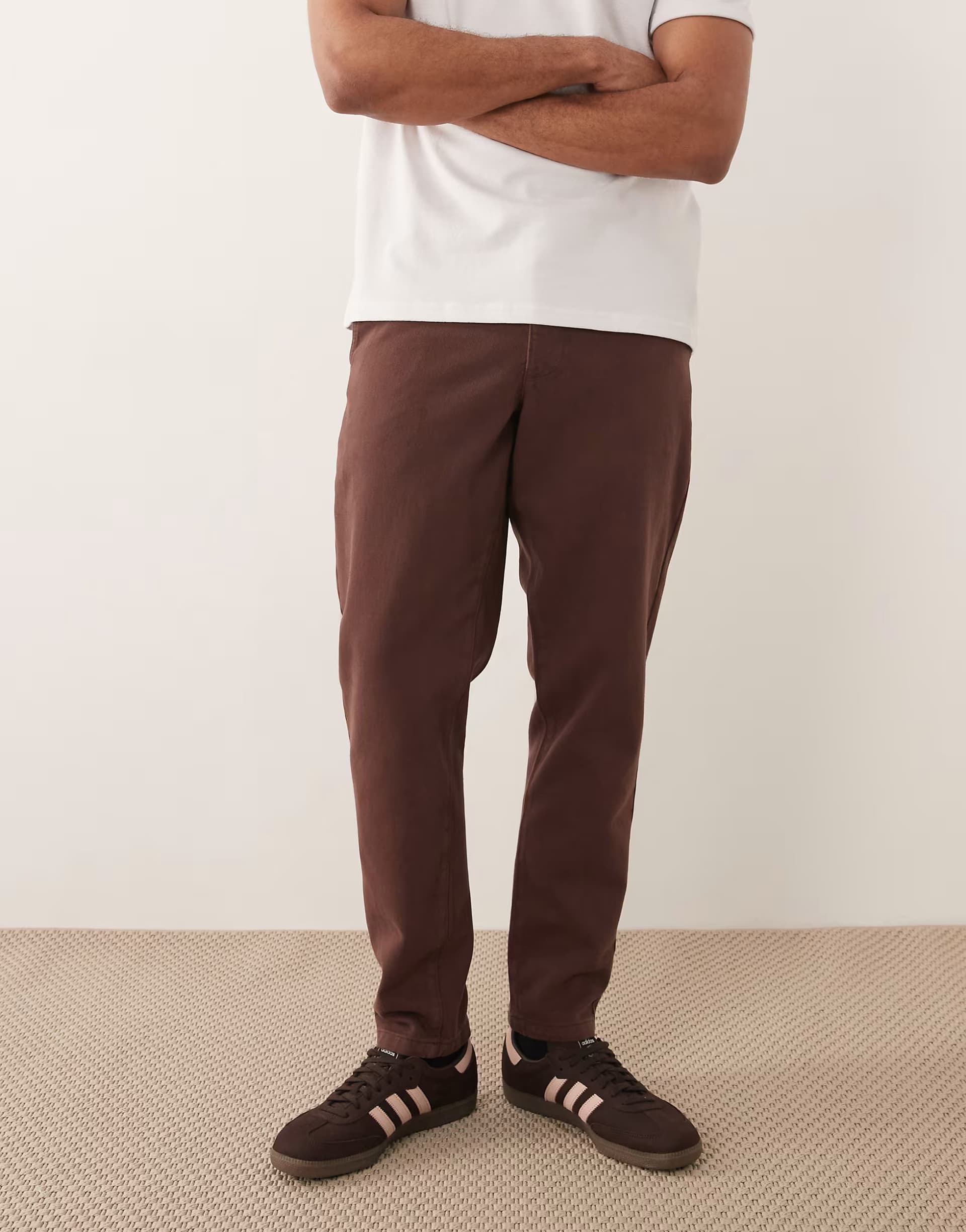 ASOS ASOS DESIGN tapered trouser in brown