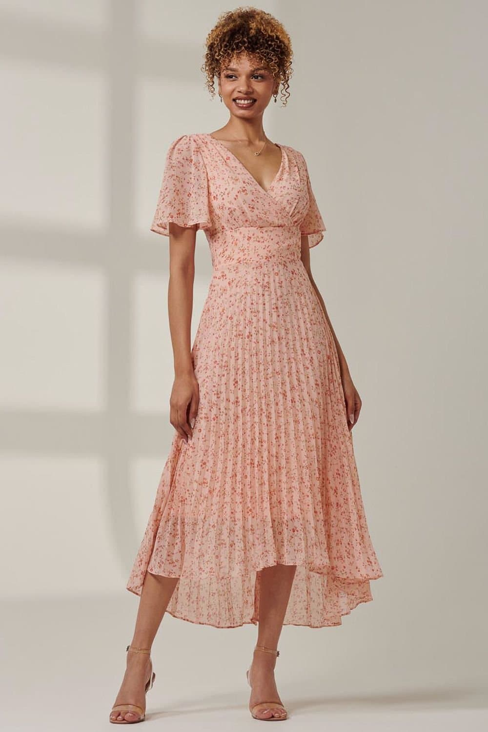 Jolie Moi Jolie Moi Women's Meagan V-Neck Chiffon Maxi Dress in Light Pink