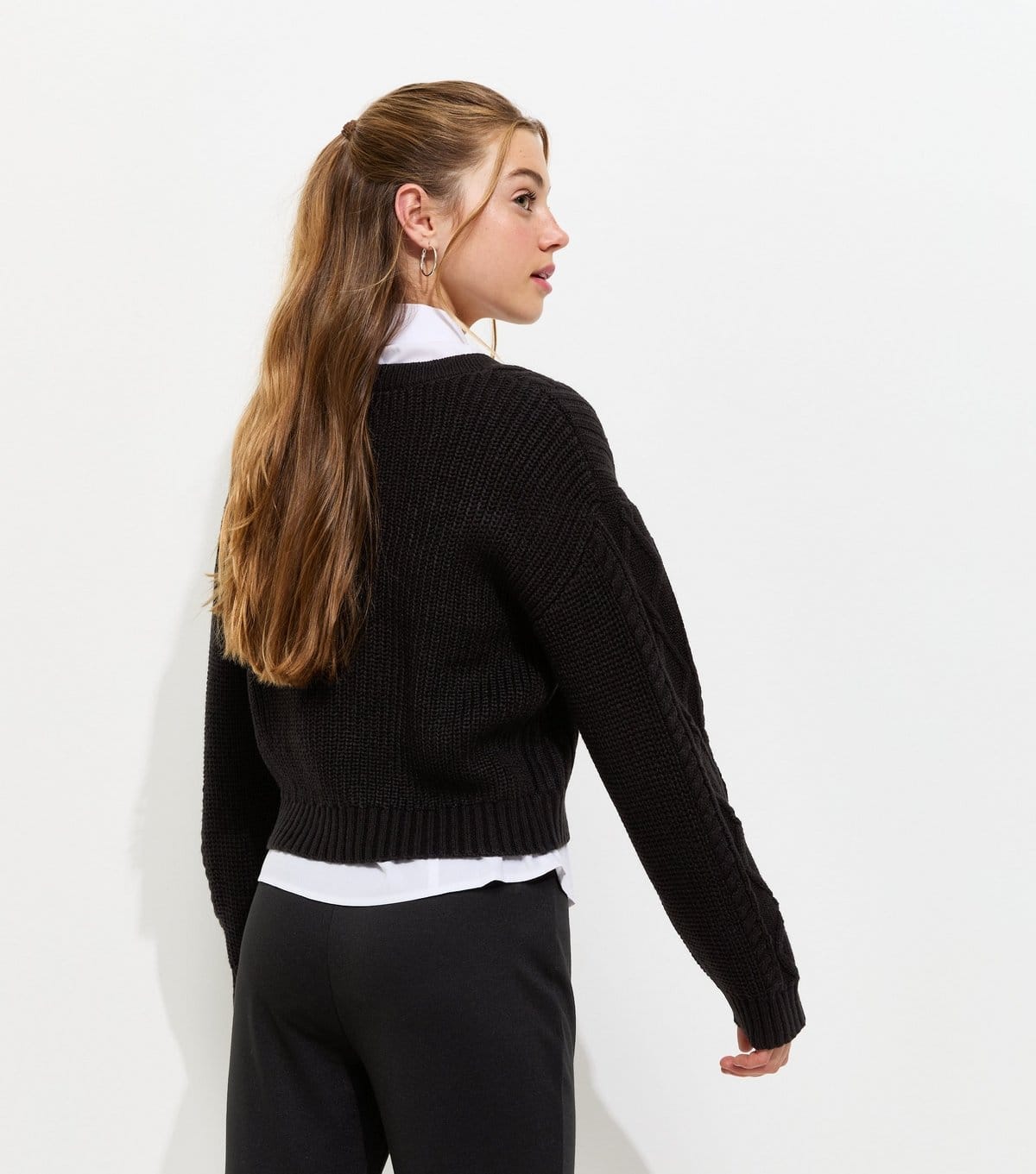 New Look Girls' Black V-Neck Cable Knit Jumper New Look - 4