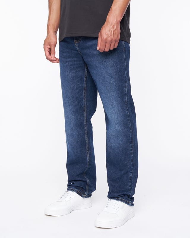 Duck&Cover Duck&Cover Rushawn Men's Modern Slim-Fit Jeans in Mid Blue - 2