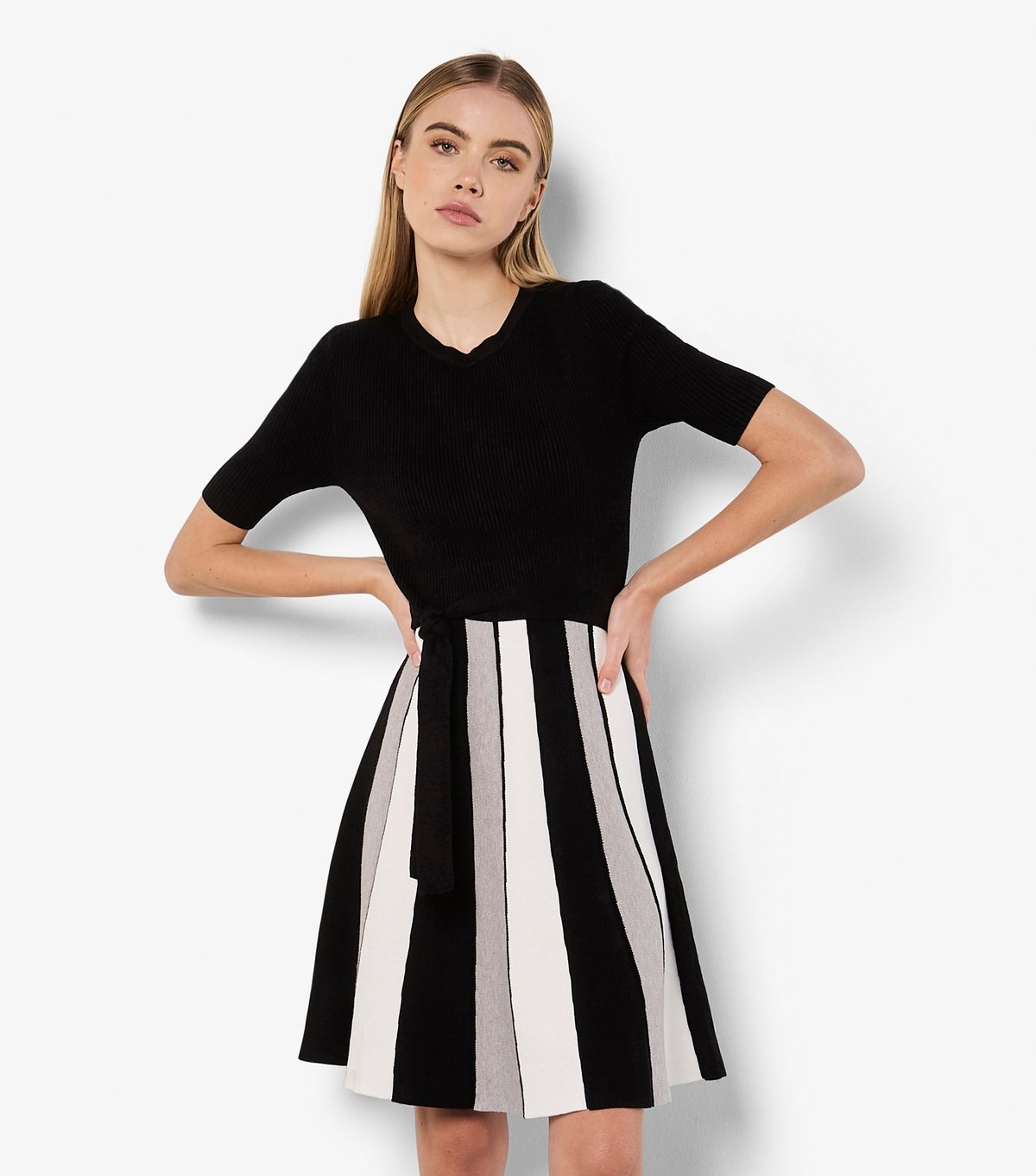 Apricot Women's Black Colour Block Knit Dress Apricot New Look - 1