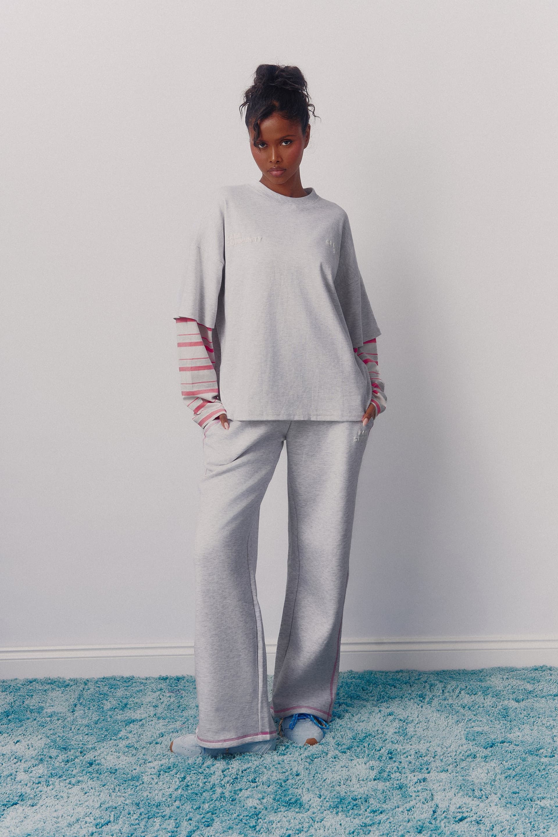 Kaiia Kaiia Contrast Chainstitch Wide Leg Joggers Light Grey Marl & Pink
