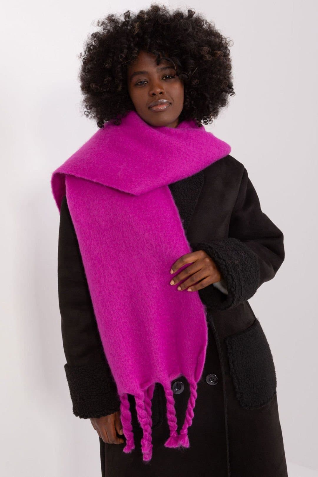 Love Lace Love Lace Violet Polyester Scarf with Subtle Tassels