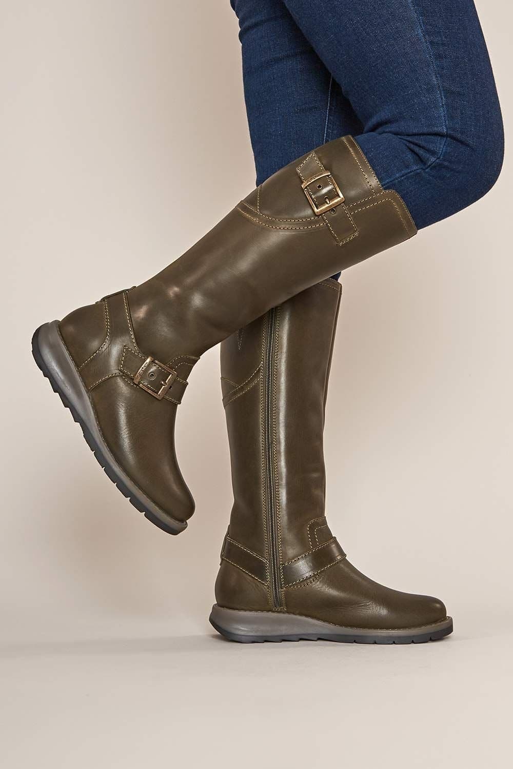 Moshulu Moshulu Women's 'Stargazer' Long Leather Wedge Boots in Olive