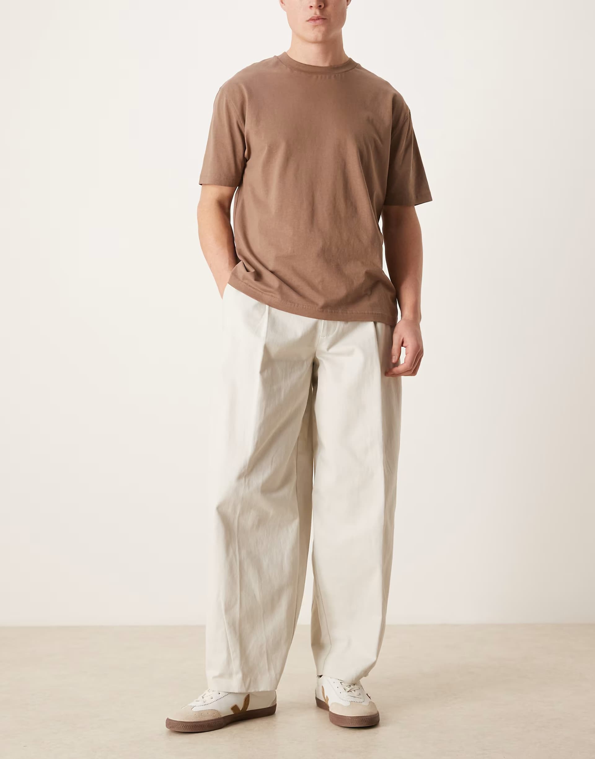 ASOS ASOS DESIGN smart 100% cotton barrel leg trousers in ecru heavyweight twill