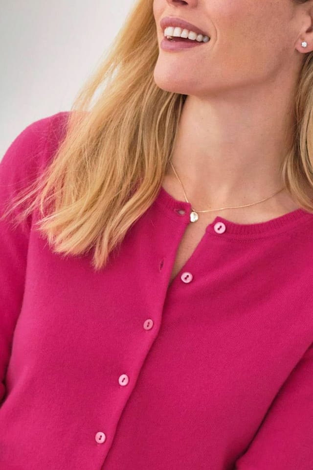 Pure Collection Pure Collection Women's Cashmere Crew Neck Cardigan in Pink - 2